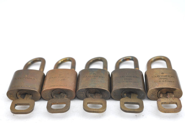 Authentic Louis Vuitton Padlock & Keys 10Set LV K4050