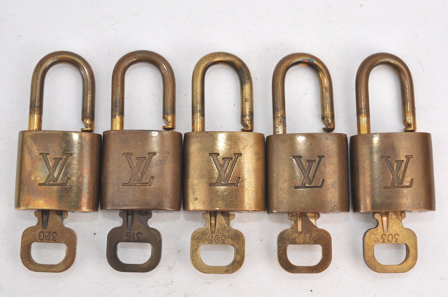 Authentic Louis Vuitton Padlock & Keys 10Set LV K4055