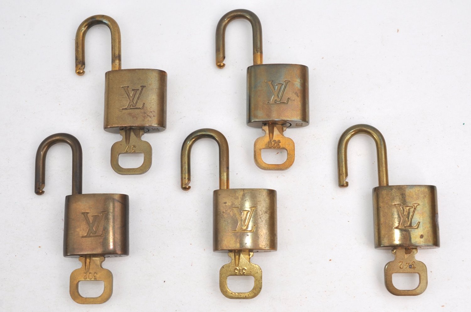 Authentic Louis Vuitton Padlock & Keys 10Set LV K4056