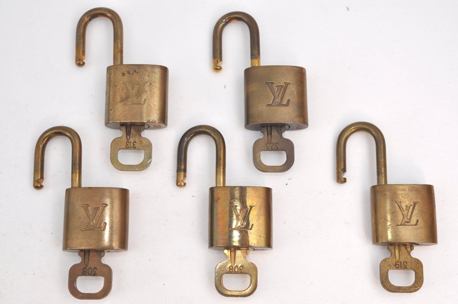 Authentic Louis Vuitton Padlock & Keys 10Set LV K4056