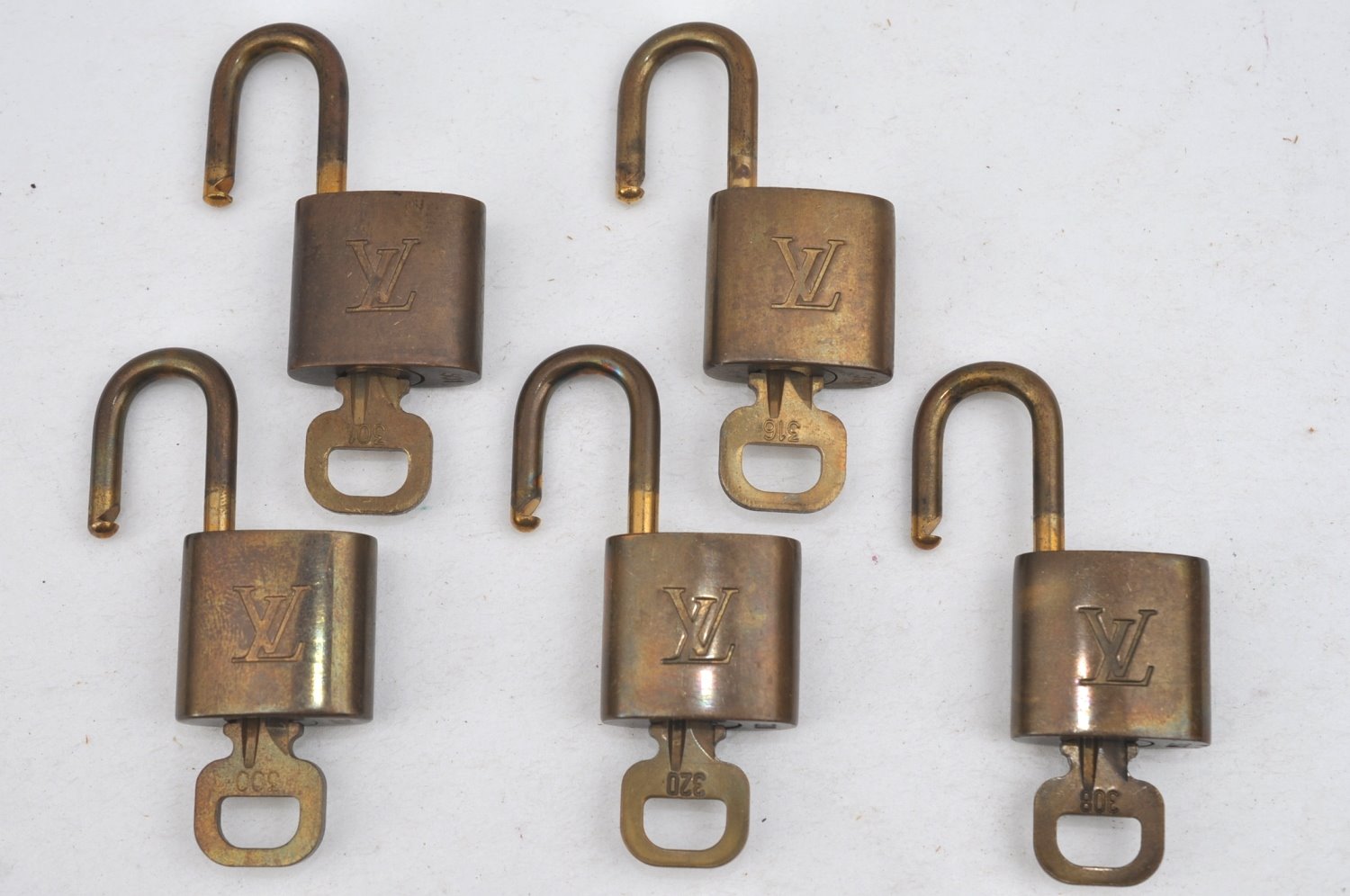 Authentic Louis Vuitton Padlock & Keys 10Set LV K4057