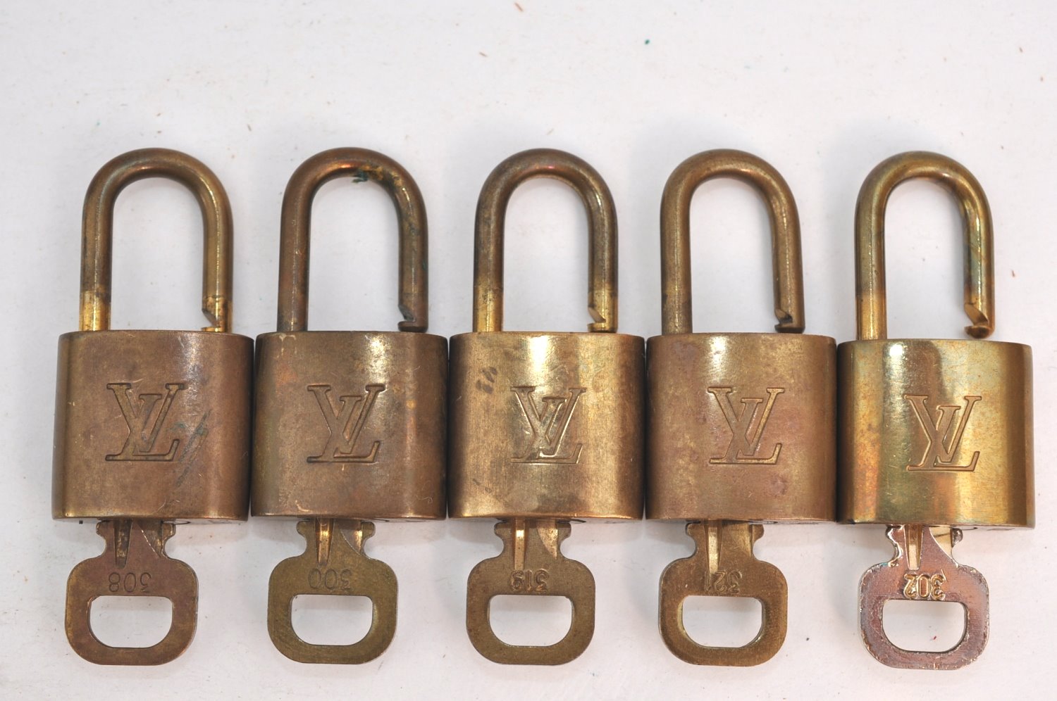 Authentic Louis Vuitton Padlock & Keys 10Set LV K4058