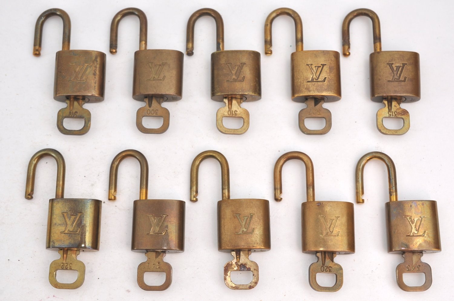 Authentic Louis Vuitton Padlock & Keys 10Set LV K4059