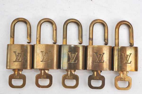 Authentic Louis Vuitton Padlock & Keys 10Set LV K4060