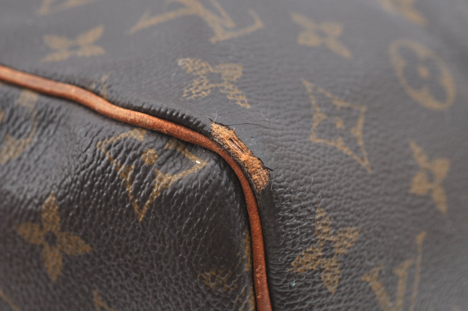 Authentic Louis Vuitton Monogram Speedy 30 Hand Boston Bag M41526 LV Junk K4061