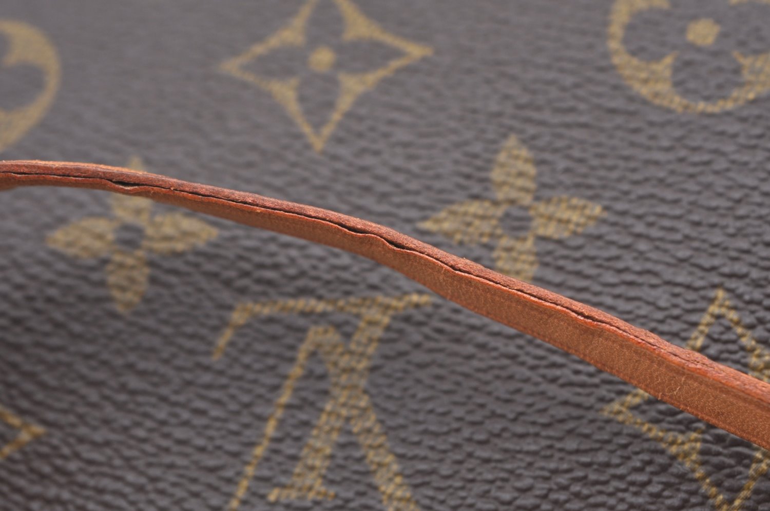 Authentic Louis Vuitton Monogram Pochette Accessoires Pouch M51980 LV K4064