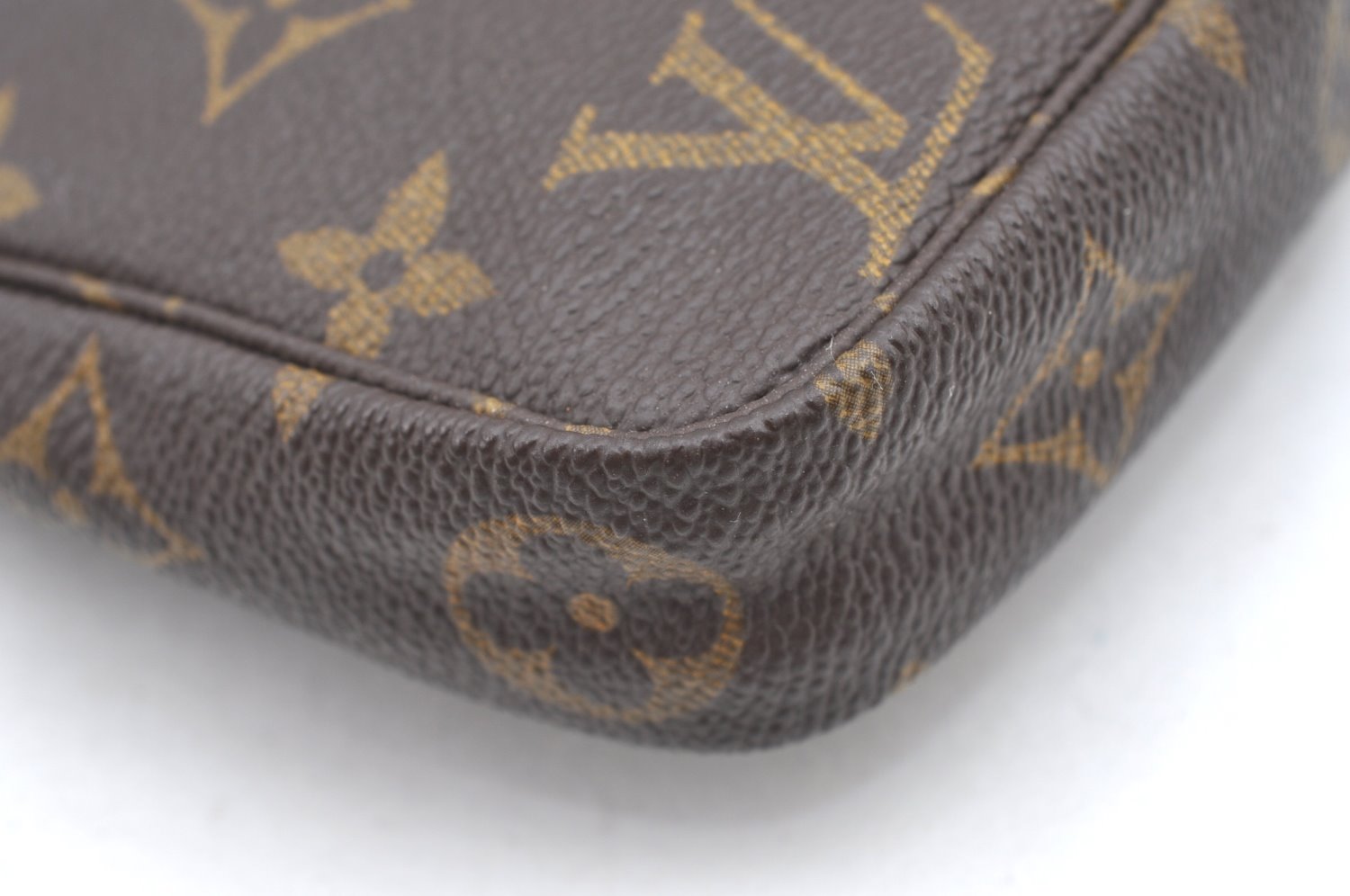 Authentic Louis Vuitton Monogram Pochette Accessoires Pouch M51980 LV K4064