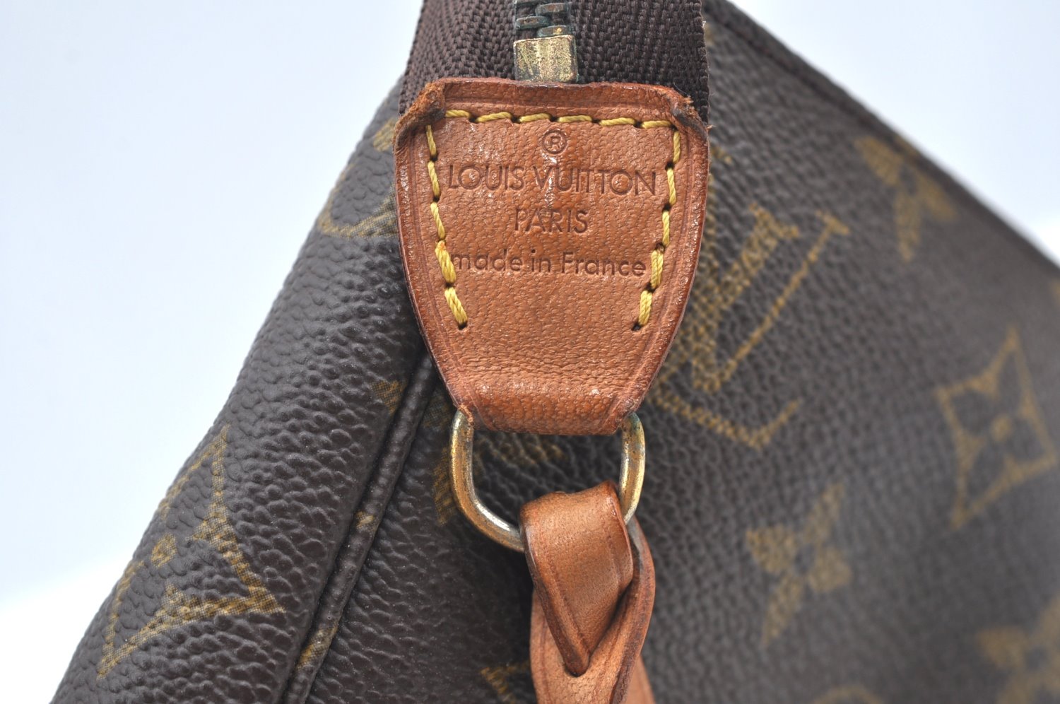 Authentic Louis Vuitton Monogram Pochette Accessoires Pouch M51980 LV K4064