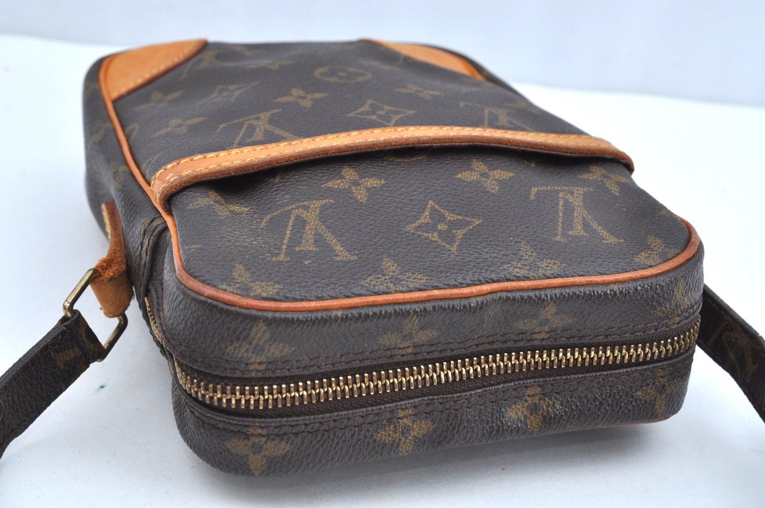 Authentic Louis Vuitton Monogram Danube Shoulder Cross Body Bag M45266 LV K4067