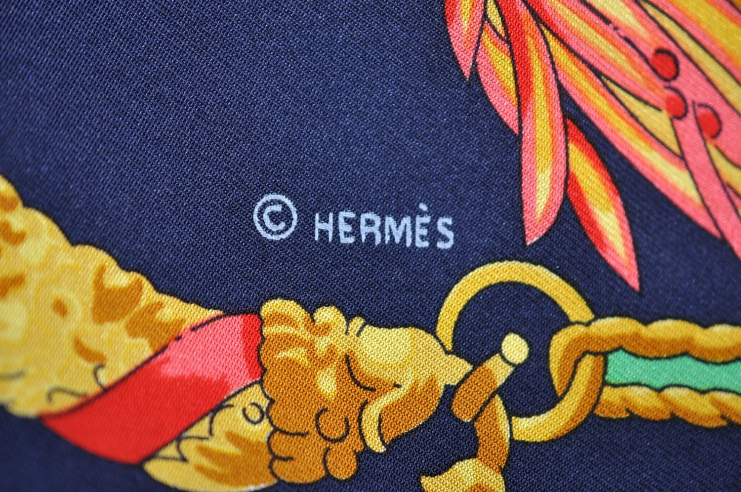 Authentic HERMES Carre 90 Scarf 