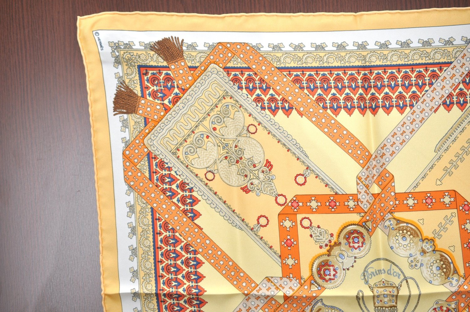 Authentic HERMES Petit Carre 40 Scarf Handkerchief 