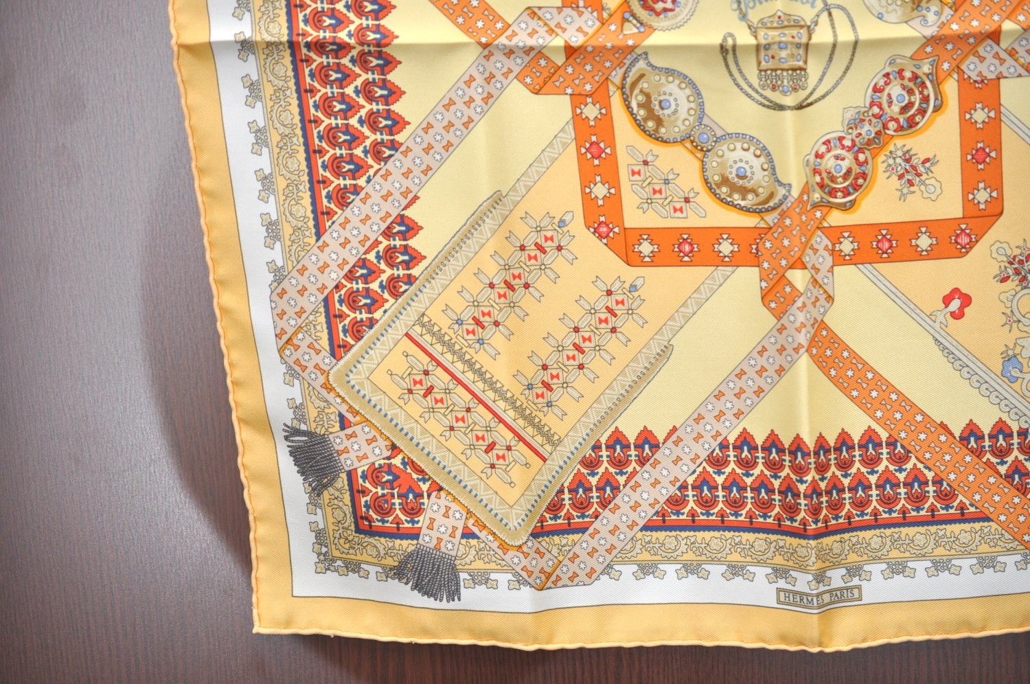 Authentic HERMES Petit Carre 40 Scarf Handkerchief 