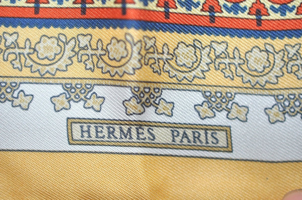 Authentic HERMES Petit Carre 40 Scarf Handkerchief "Brins dor" Silk Yellow K4118