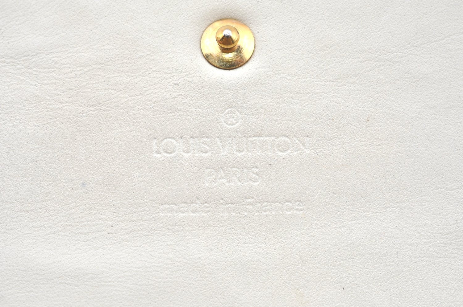 Auth Louis Vuitton Vernis Porte Tresor International Wallet M91354 White K4132