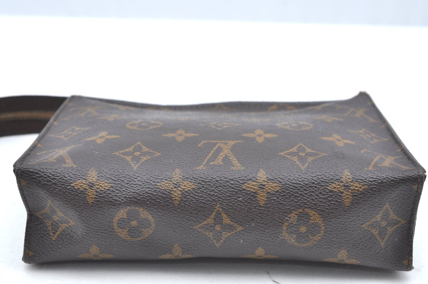 Authentic Louis Vuitton Monogram Poche Toilette 19 M47544 Cosmetics Pouch K4133