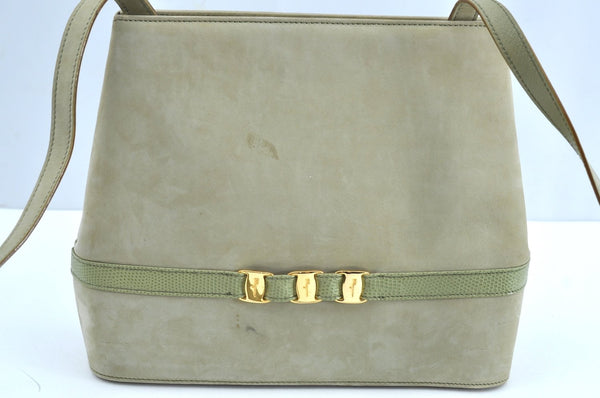 Authentic Salvatore Ferragamo Vara Shoulder Bag Suede Leather Light Green K4151