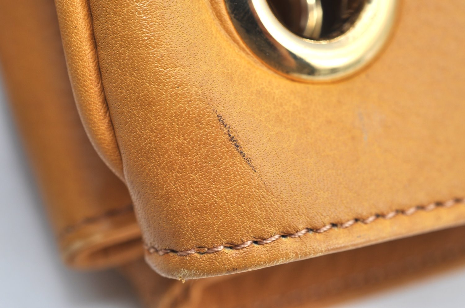 Authentic GUCCI Vintage Shoulder Bag Purse Leather Yellow Junk K4168