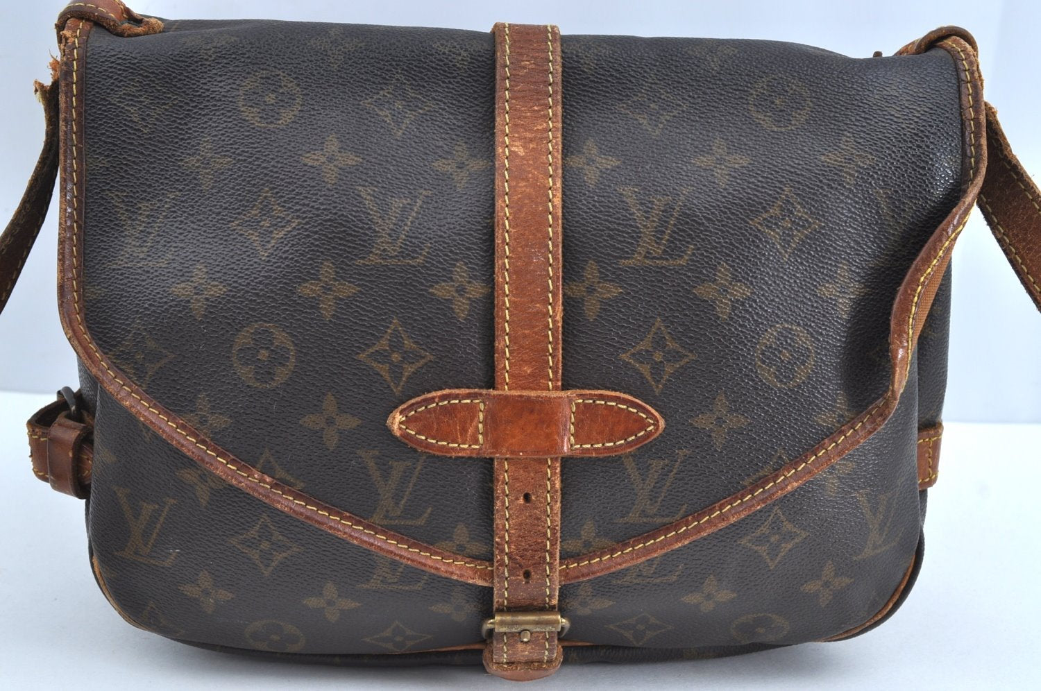 Authentic Louis Vuitton Monogram Saumur 30 Shoulder Cross Bag M42256 LV K4171