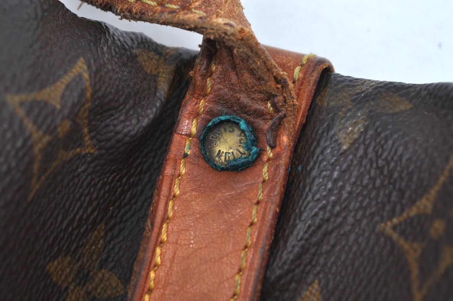 Authentic Louis Vuitton Monogram Saumur 30 Shoulder Cross Bag M42256 LV K4171