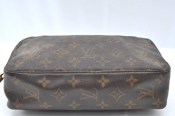 Auth Louis Vuitton Monogram Trousse Toilette 23 Clutch Hand Bag M47524 LV K4196