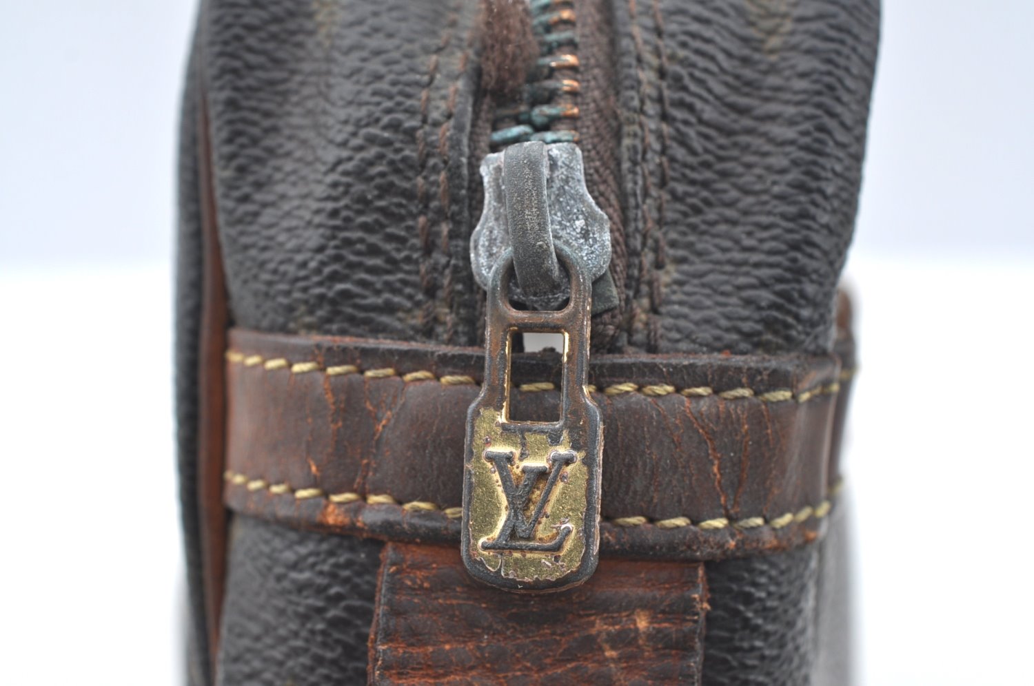 Authentic Louis Vuitton Monogram Compiegne 28 Clutch Hand Bag M51845 Junk K4199