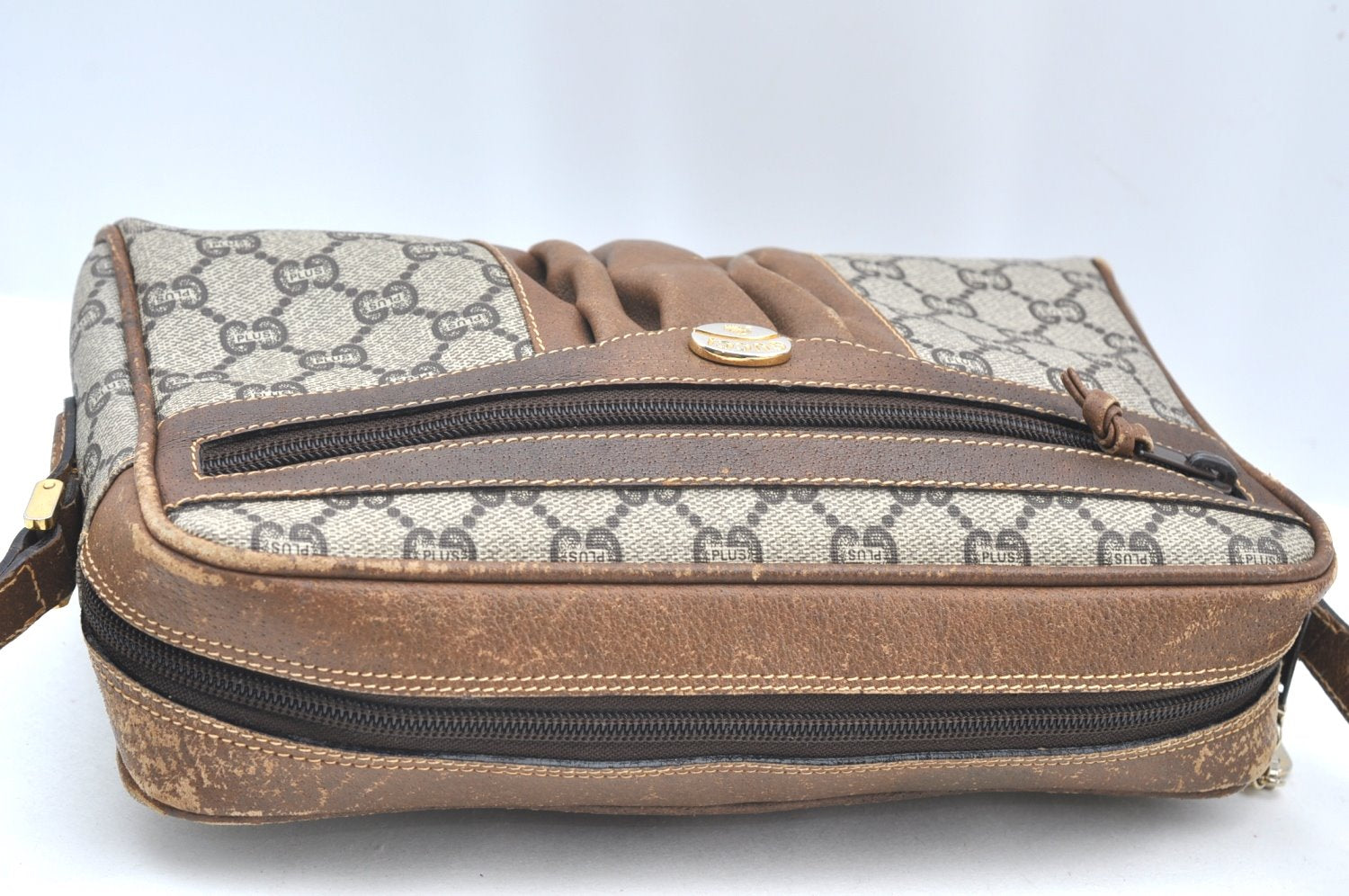 Authentic GUCCI GG Plus Shoulder Cross Body Bag Purse PVC Leather Brown K4202