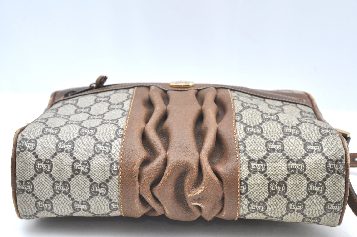 Authentic GUCCI GG Plus Shoulder Cross Body Bag Purse PVC Leather Brown K4202