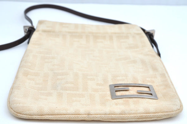 Authentic FENDI Zucca Shoulder Hand Bag Purse Canvas Leather Beige K4207