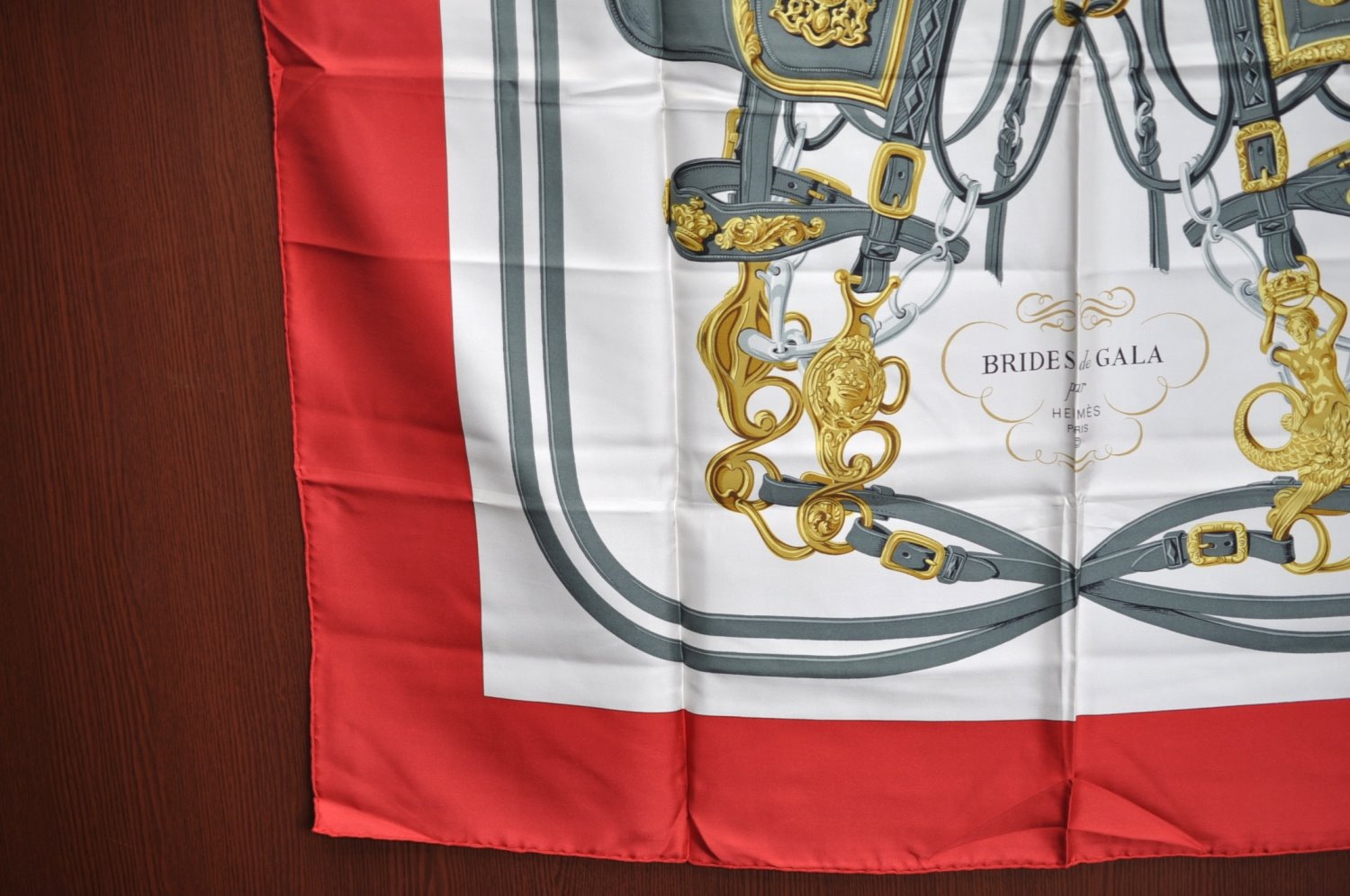 Authentic HERMES Carre 90 Scarf 