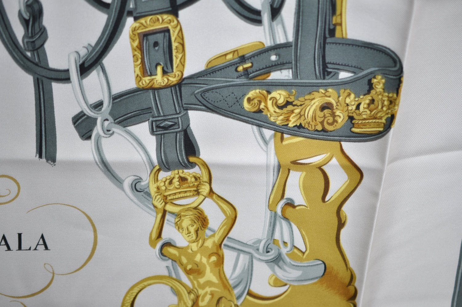 Authentic HERMES Carre 90 Scarf 