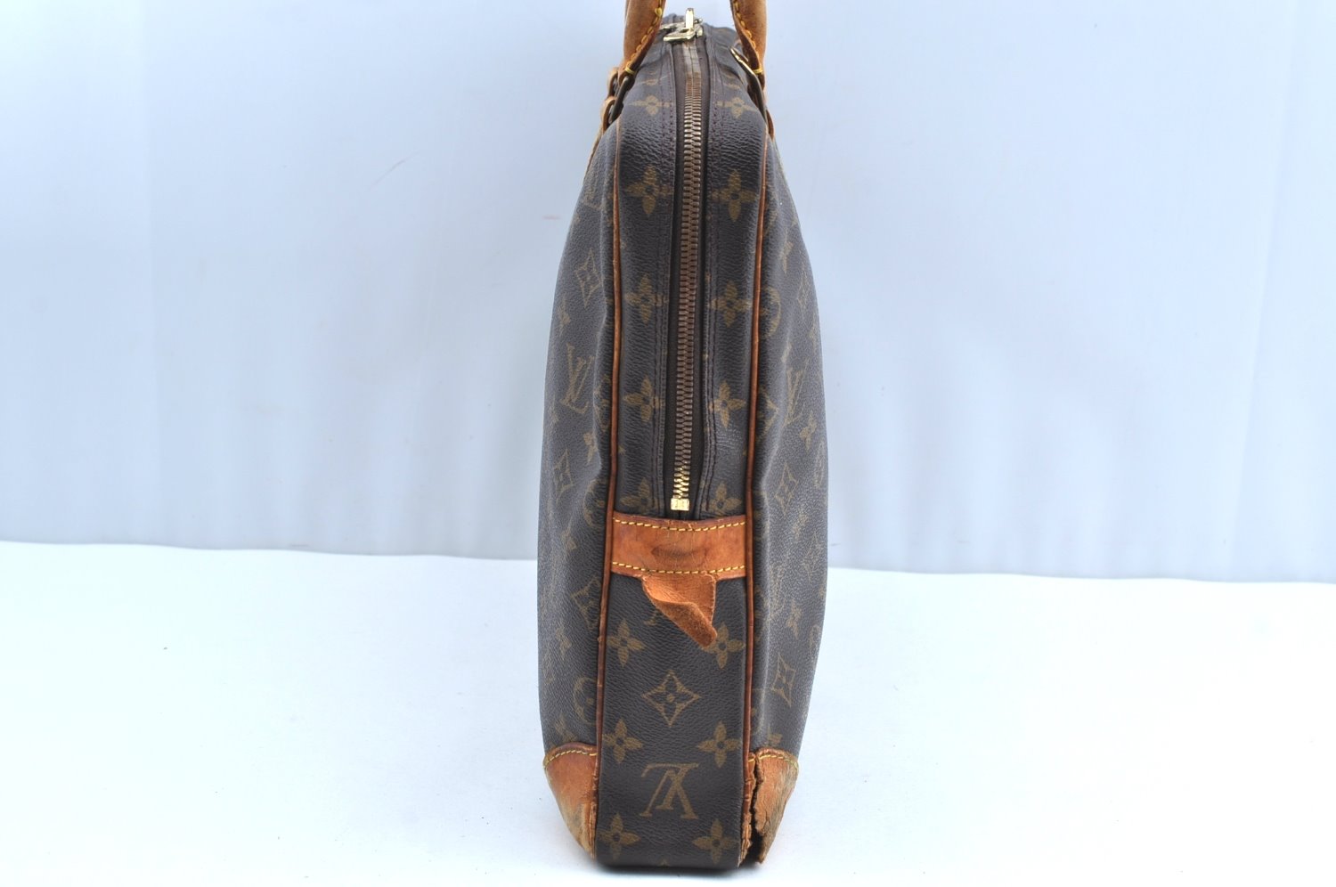 Authentic Louis Vuitton Monogram Porte Documents Voyage M53361 Briefcase K4231