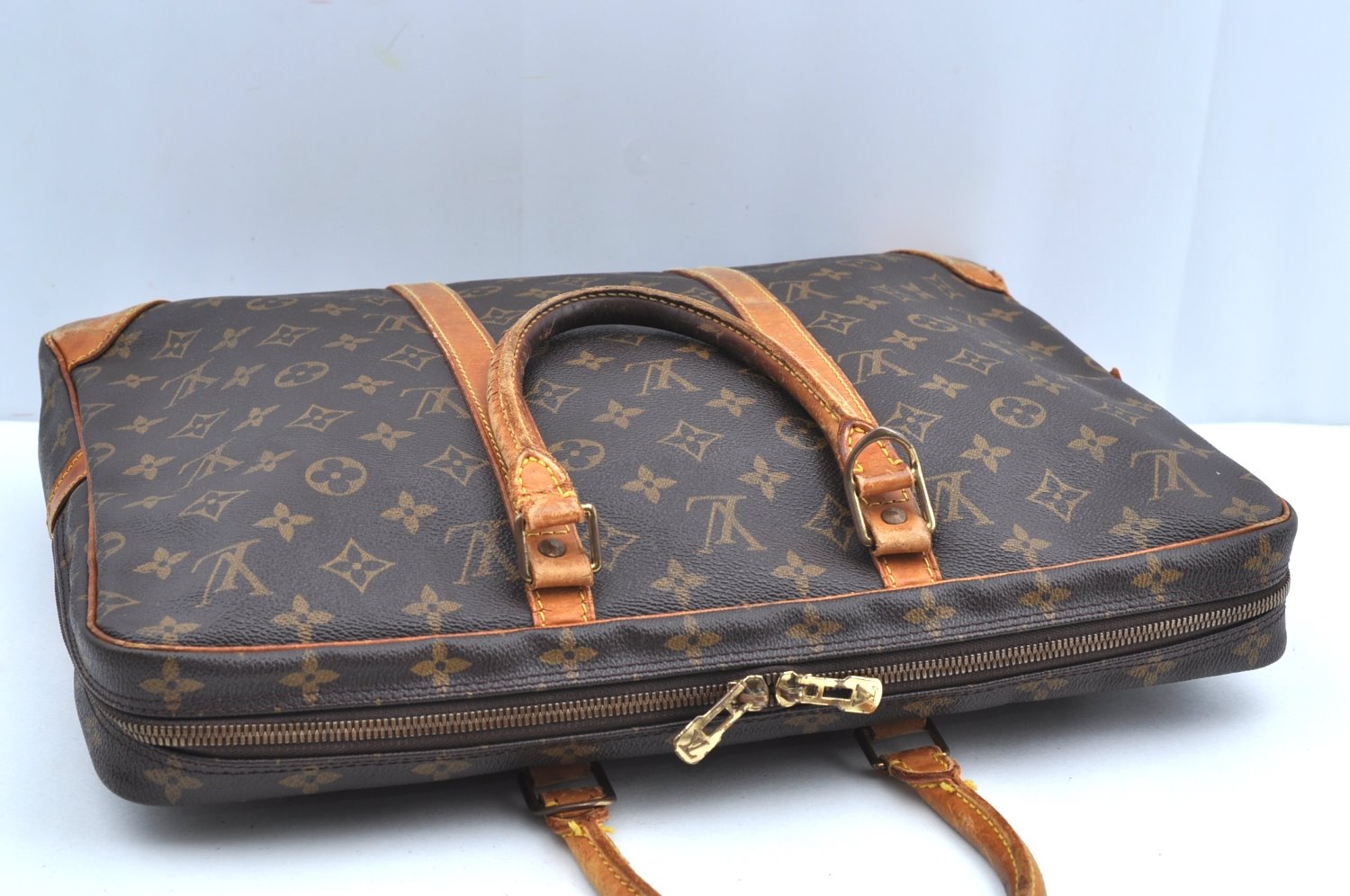 Authentic Louis Vuitton Monogram Porte Documents Voyage M53361 Briefcase K4231
