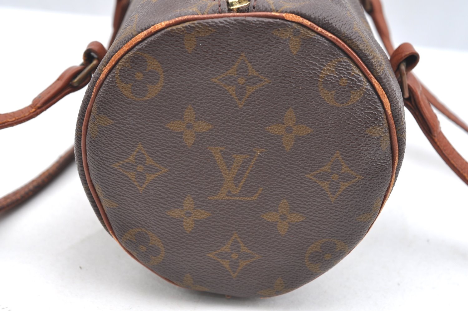 Authentic Louis Vuitton Monogram Papillon 26 Hand Bag Old Model LV K4242