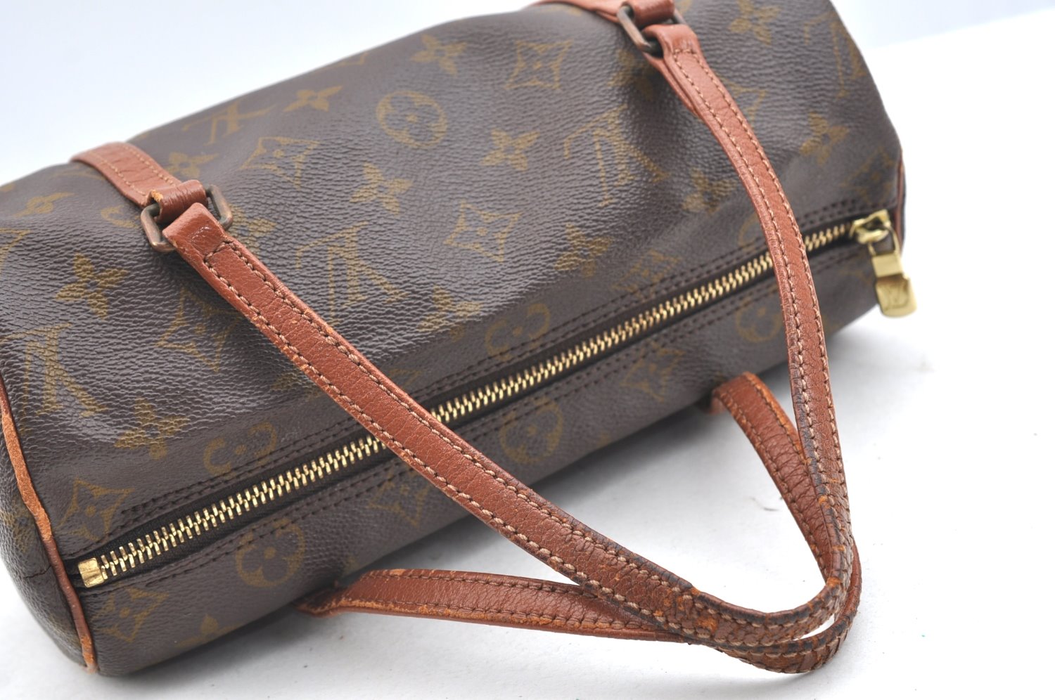 Authentic Louis Vuitton Monogram Papillon 26 Hand Bag Old Model LV K4242