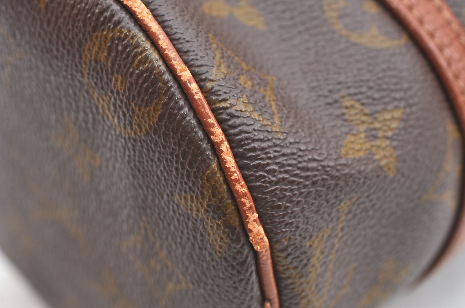 Authentic Louis Vuitton Monogram Papillon 26 Hand Bag Old Model LV K4242