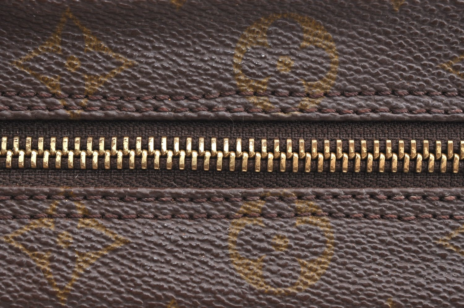 Authentic Louis Vuitton Monogram Papillon 26 Hand Bag Old Model LV K4242