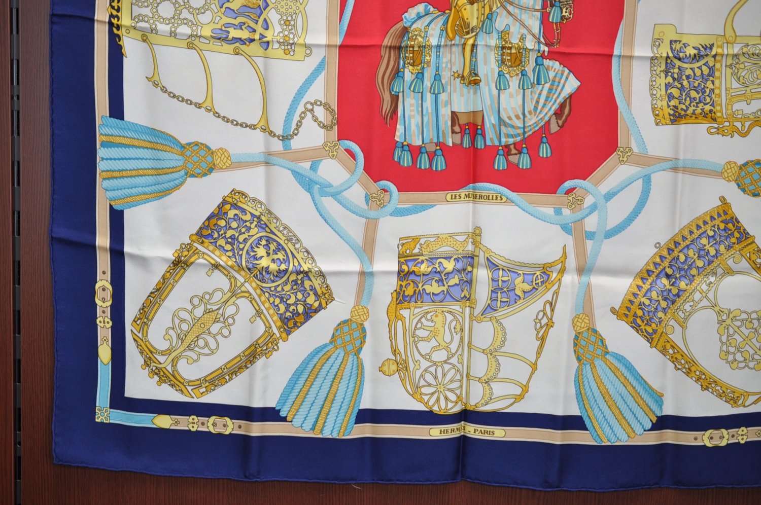 Authentic HERMES Carre 90 Scarf 