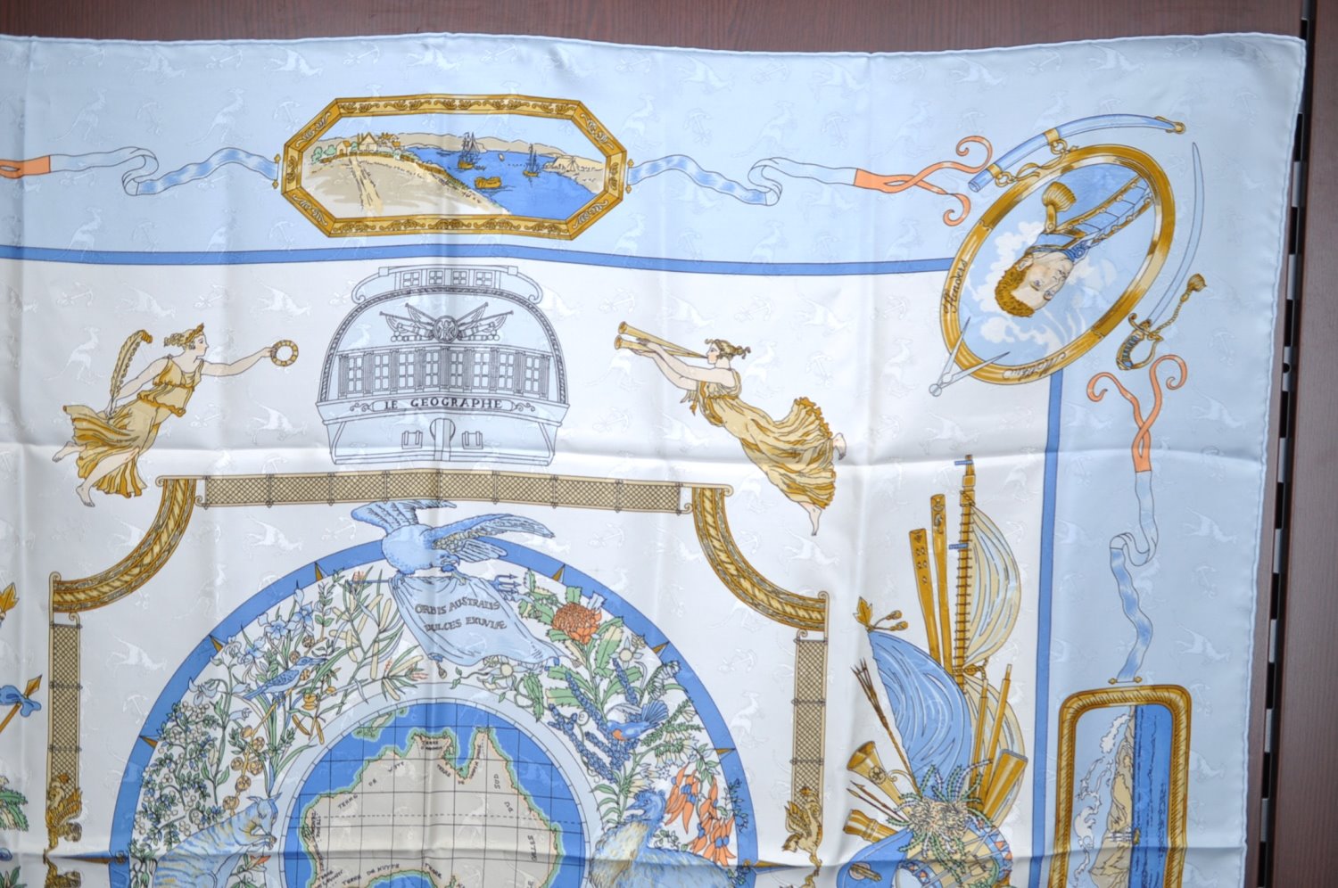 Authentic HERMES Carre 90 Scarf 