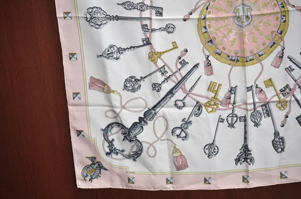 Authentic HERMES Carre 90 Scarf "LES CLES " Silk Pink K4252