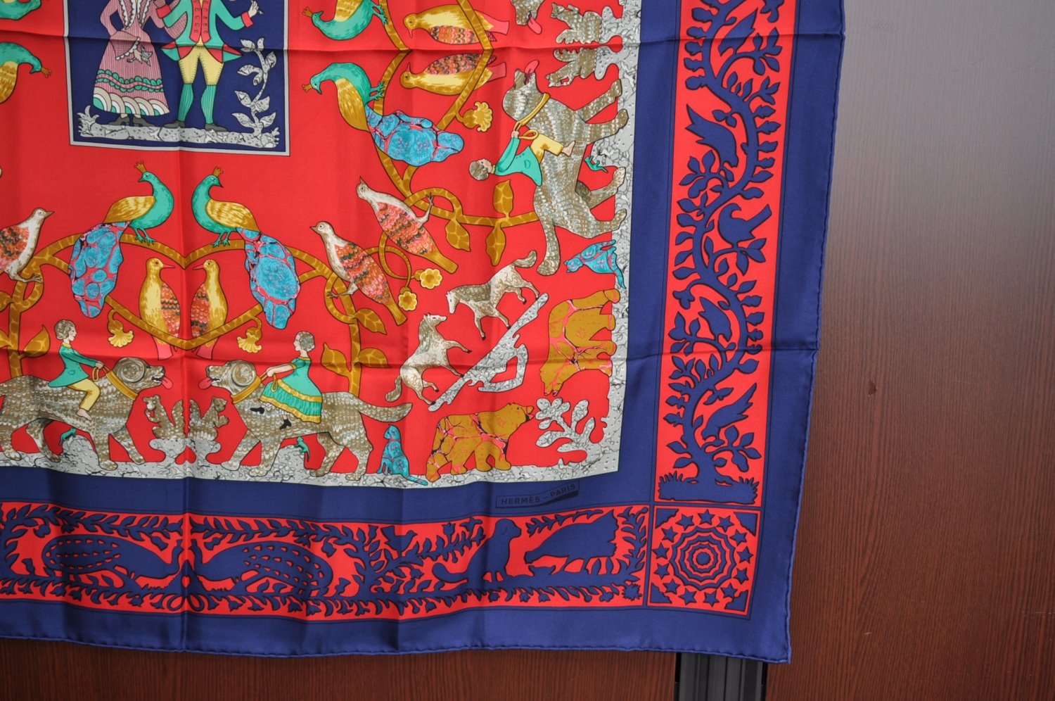 Authentic HERMES Carre 90 Scarf 