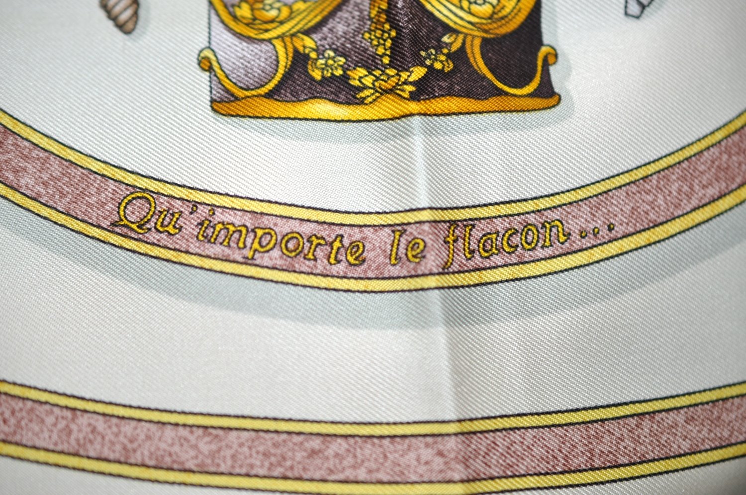 Authentic HERMES Carre 90 Scarf 