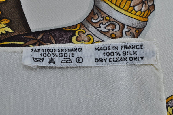 Authentic HERMES Carre 90 Scarf "Qu' importe le flacon" Silk White K4260