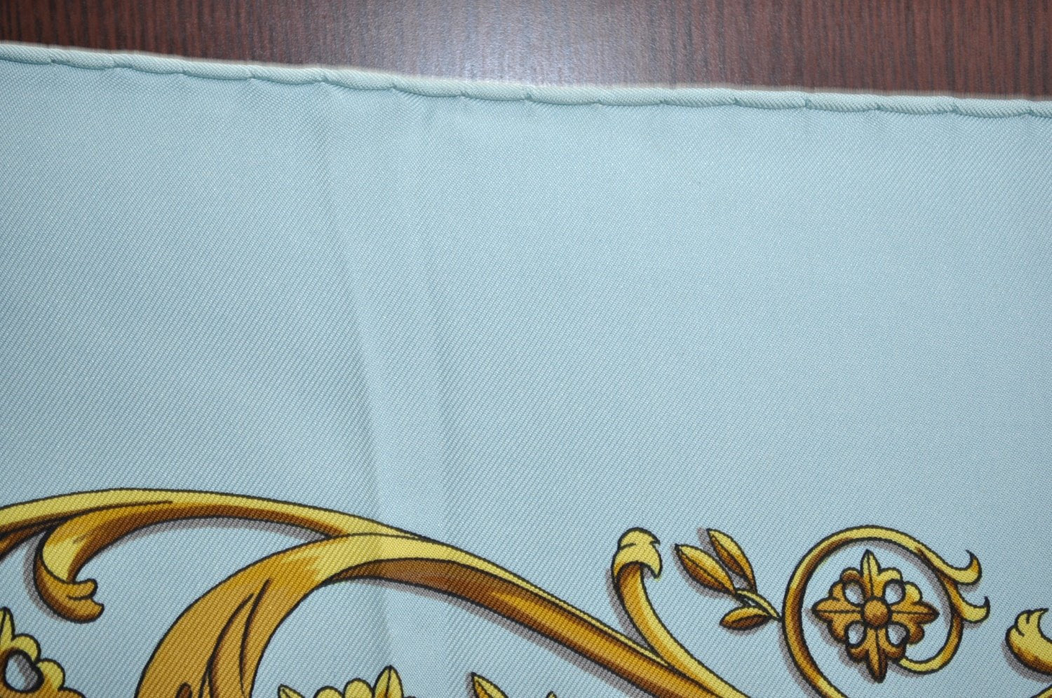 Authentic HERMES Carre 90 Scarf 