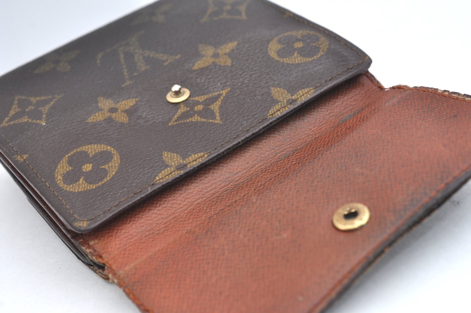 Authentic Louis Vuitton Monogram M61652 Porte Monnaie Billet Carte Credit K4284