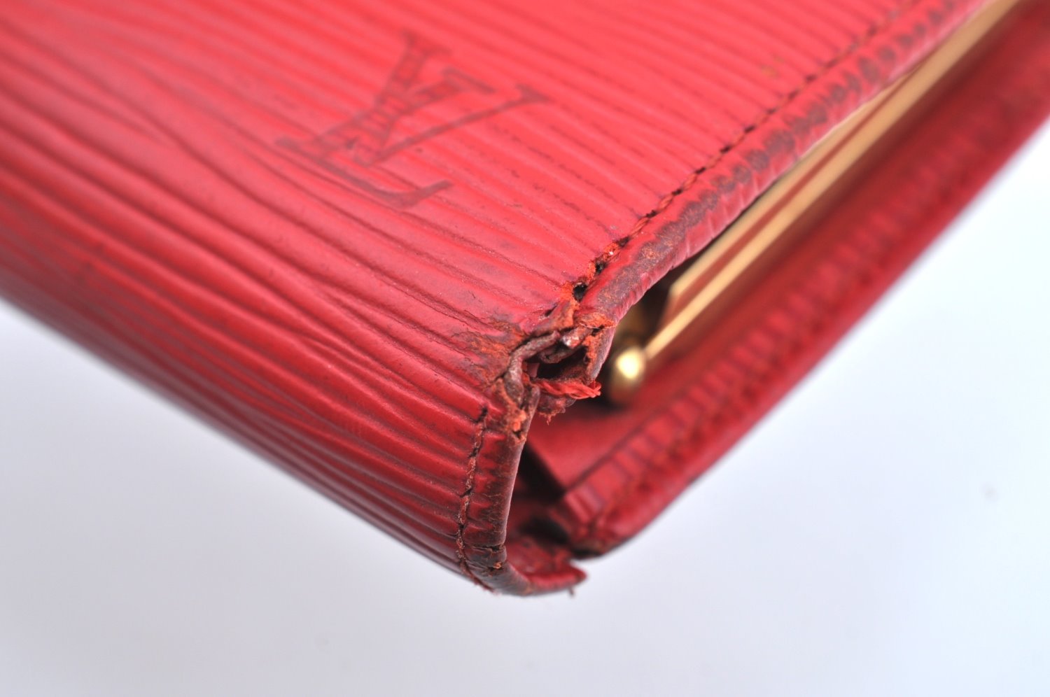 Authentic Louis Vuitton Epi Porte Monnaie Viennois Wallet Red M63247 LV K4307