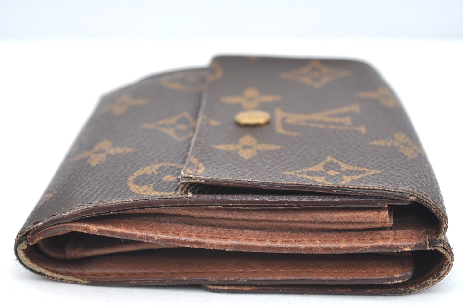 Authentic Louis Vuitton Monogram M61652 Porte Monnaie Billet Carte Credit K4308