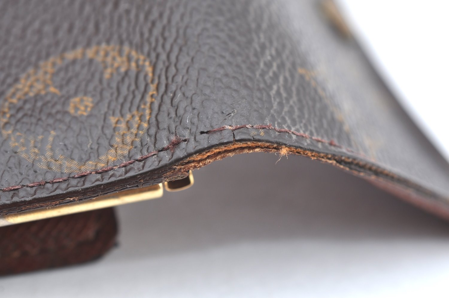 Authentic Louis Vuitton Monogram Multicles 6 Six Hooks Key Case M62630 LV K4337