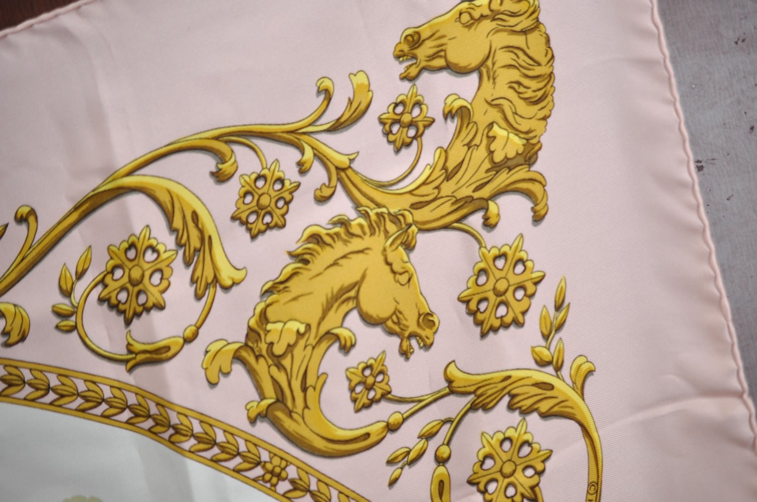 Authentic HERMES Carre 90 Scarf 