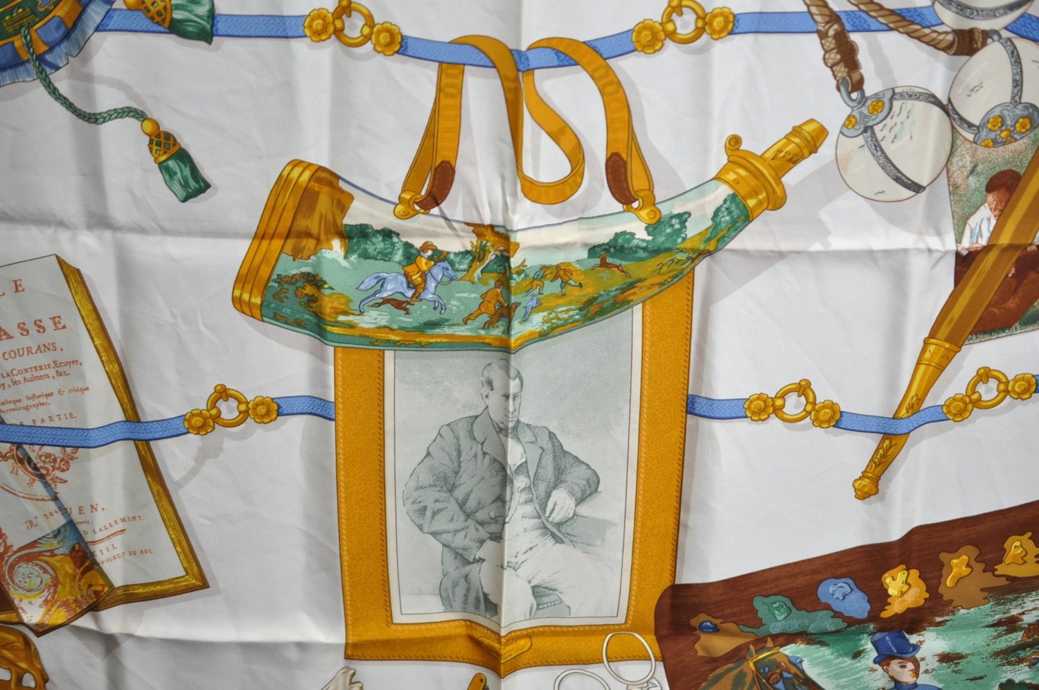 Authentic HERMES Carre 90 Scarf 