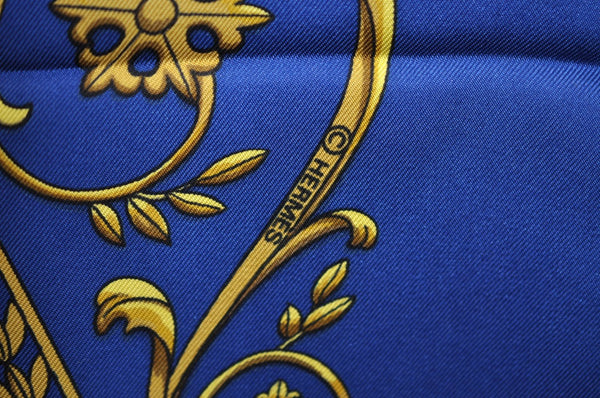 Authentic HERMES Carre 90 Scarf "LA PROMENADE DE LONGCHAMPS" Silk Blue K4352